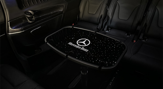 Table pour Mercedes-Benz Classe V